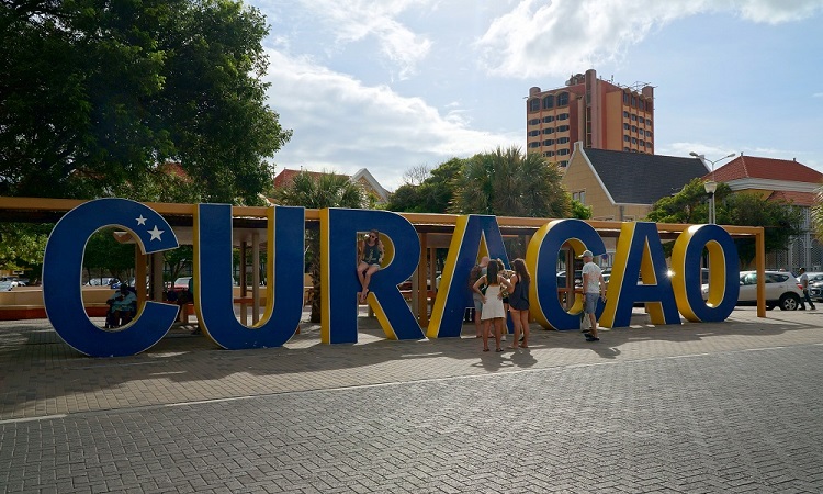 Ismerkedés Curacaóval