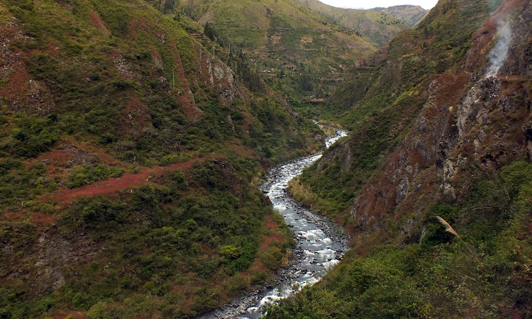 Hülye nevű településre vezet Peru legszebb útja