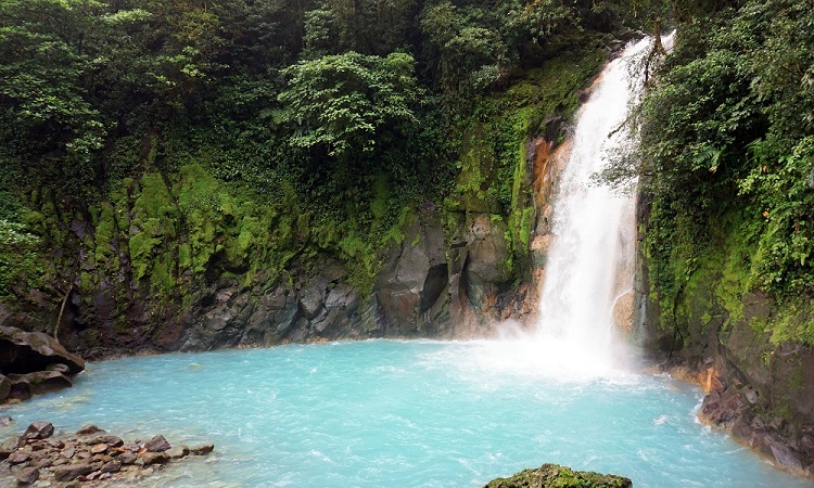 A Rio Celeste és a malekú törzs