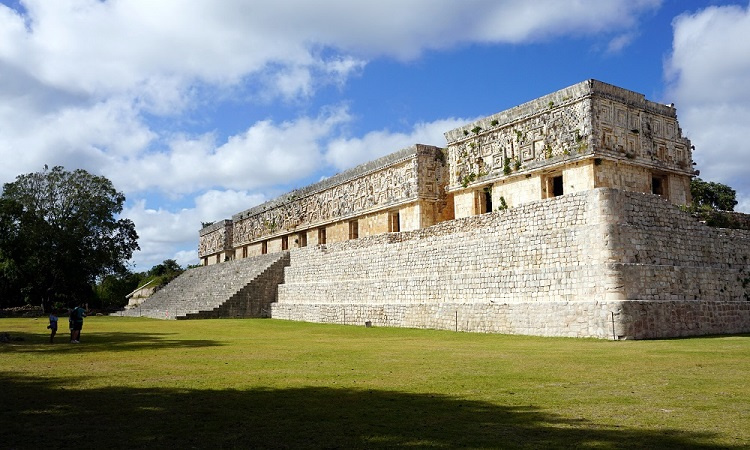 Uxmal és a Puuc-kör